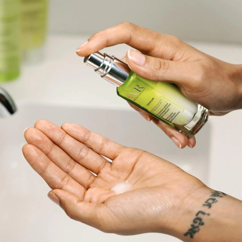 SVR Sebiaclear Serum
