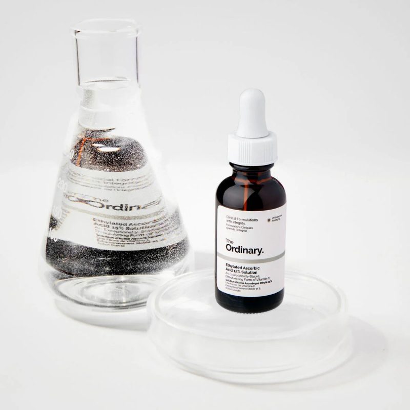 mas-rdn-ethylated-ascorbic-acid-15pct-solution-lifestyle.jpg The Ordinary Ethylated Ascorbic Acid 15% Solution